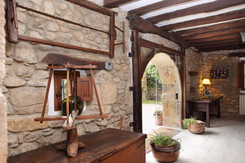 Posada La Torre De La Quintana Liendo Luaran gambar